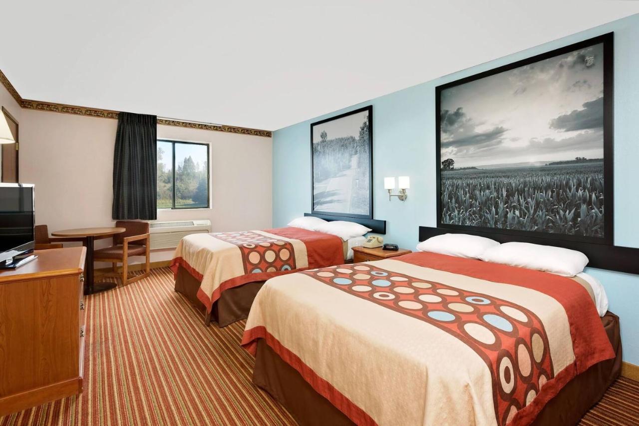 Hotel Super 8 By Wyndham Rock Port Mo Esterno foto